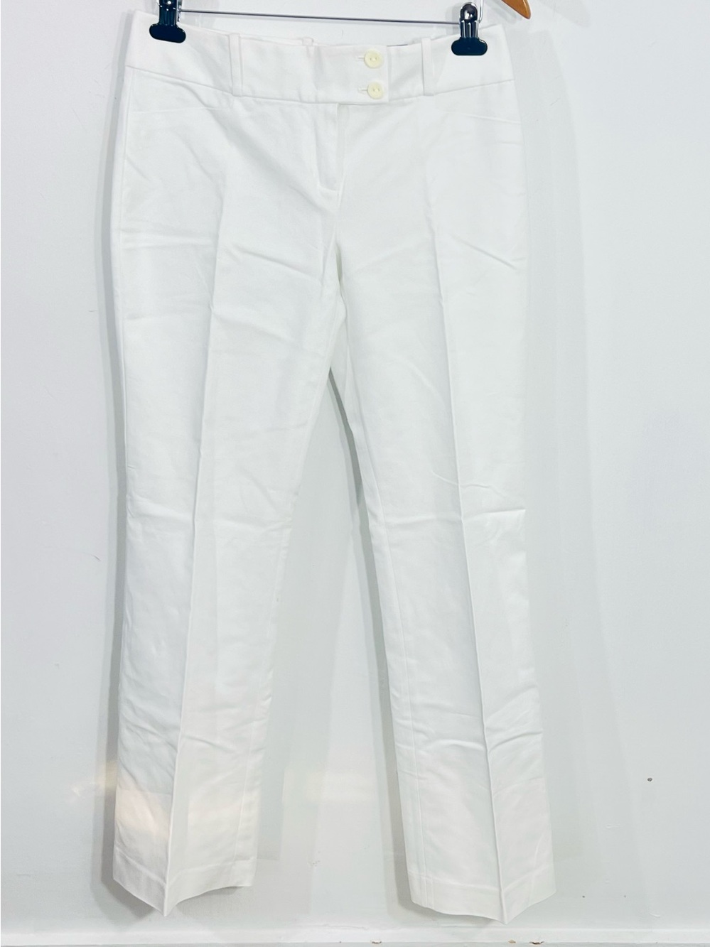 The Limited White Cassidy Bootcut Classic Fit Relaxed Hip Thigh Size 6 NWT